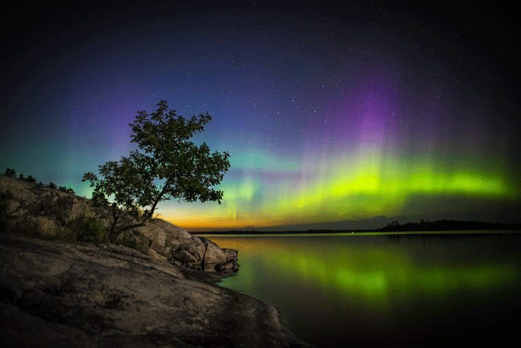 8 Places to See the Northern Lights with recreation.gov and my724outdoors.com!
