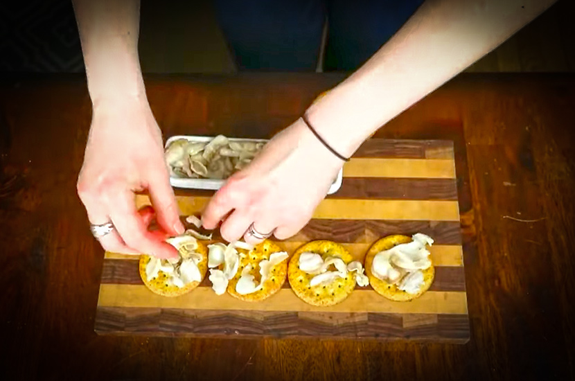 This Seared Clams with Lemon Butter Recipe is so Easy with ADFG and my724outdoors.com!