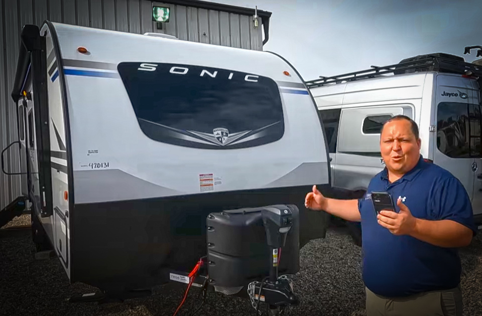 This 2022 Venture RV Sonic 231VRK is The BEST Tiny Camper for National Parks with Matt;s RV Reviews and my724outdoors.com!