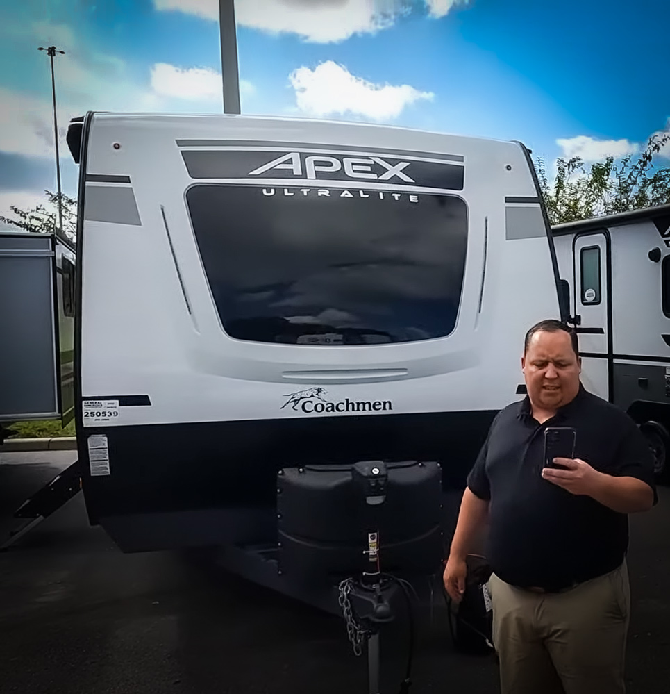 2022 Coachmen Apex 256BHS is the UTLITMATE Ultra Light Camper with Matt's RV Reviews and my724outdoors.com!