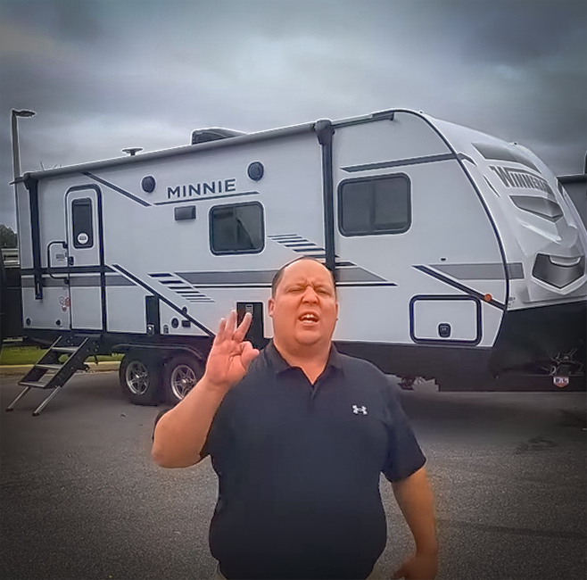 This Amazing Winnebago Minnie 2327TB is Laid Out Like a Motorhome with Matt's RV Reviews and my724outdoors.com!