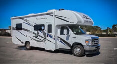 This 2023 Thor Fourwinds 25V is Perfect for Couples to Enjoy the Open Road with Matt's RV Reviews and my724outdoors.com!