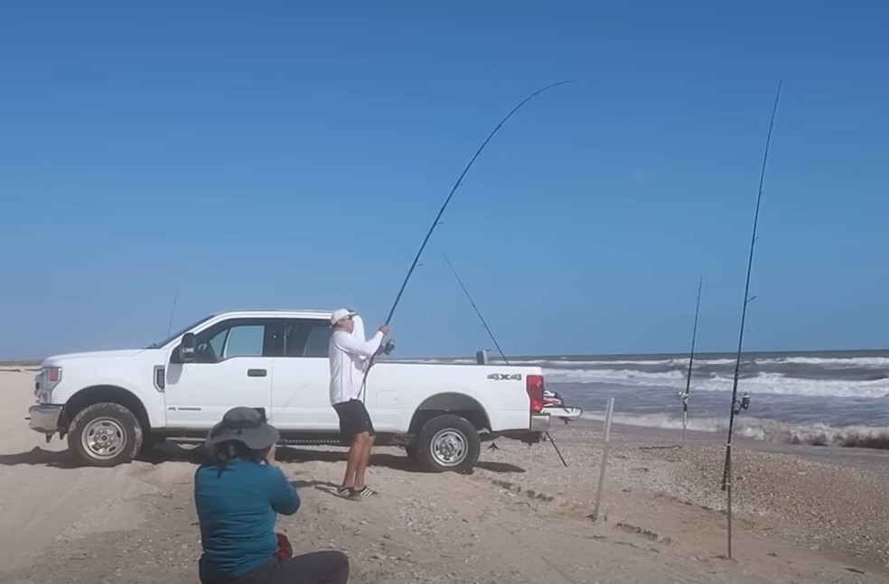 Beginner Beach Fishing How Too with Hey Skipper and my724outdoors.com!